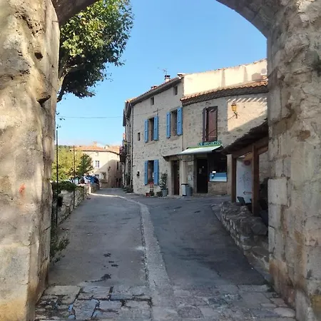 Maison De Caractere Face A L Abbaye De